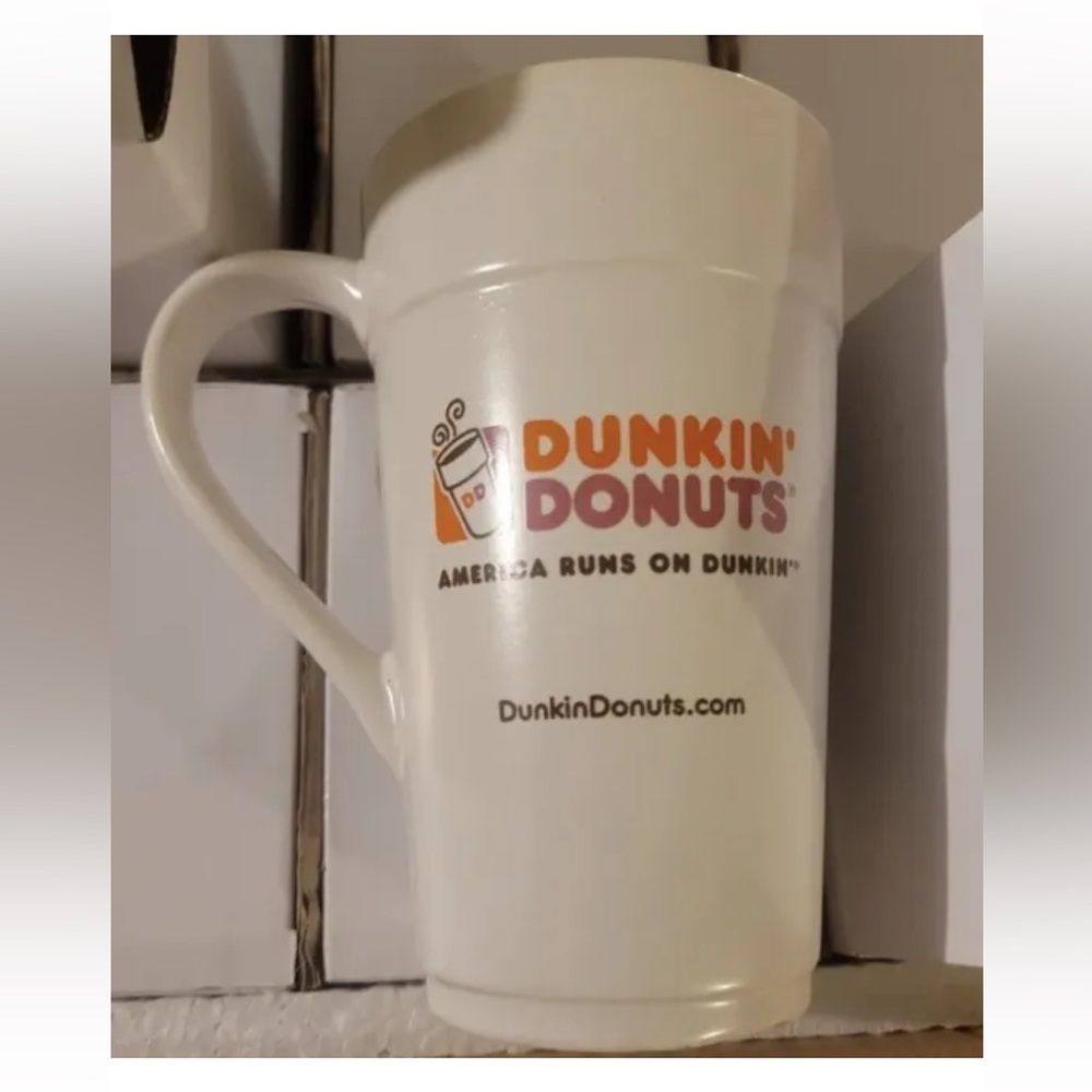 Vintage Dunkin Donuts Tall Mug 16 oz. 2012 Ceramic set of 6 new in box